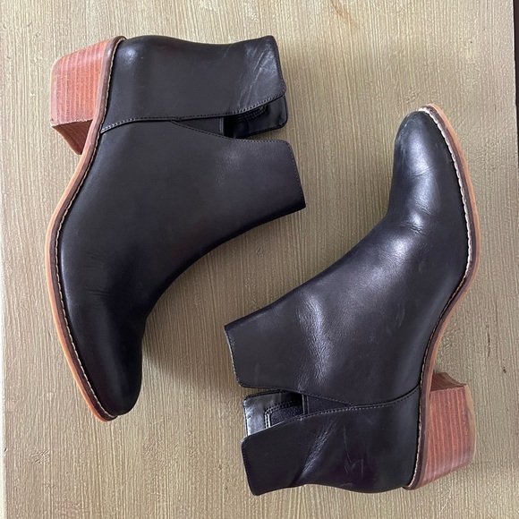 Cole Haan Black Leather Ankle Booties with Wooden Block Heel Moto Boots Slip On - Picture 8 of 9